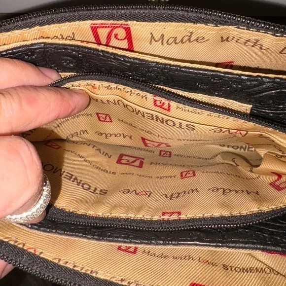 Stone Mountain Accessories Black Paisley Wristlet - Picture 7 of 9